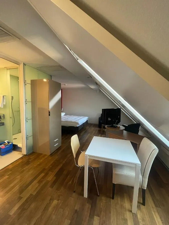 Swiss Star Irchel - Self Check-In Appartement Zürich